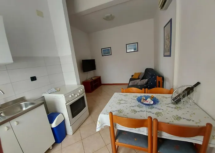 Emma Demarin 아파트 *