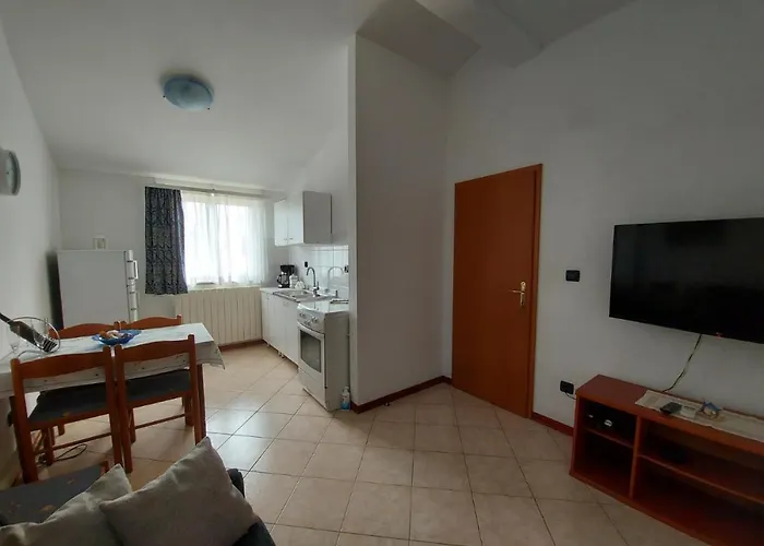 Emma Demarin
