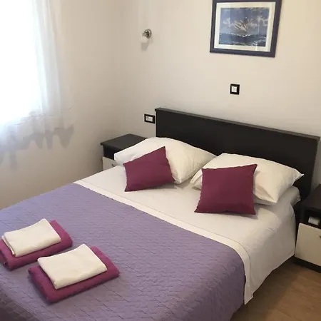 Apartment Emma Demarin